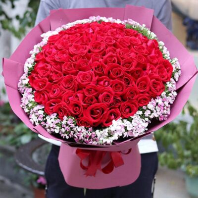 100 Red Roses